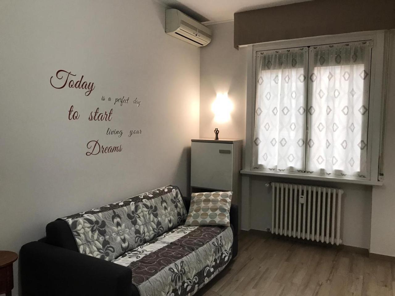 מילאנו Lorenteggio Studio Apt מראה חיצוני תמונה